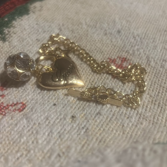 Guess Charm Bracelet gold Heart & Star Accents Toggle Closure - Picture 6 of 7